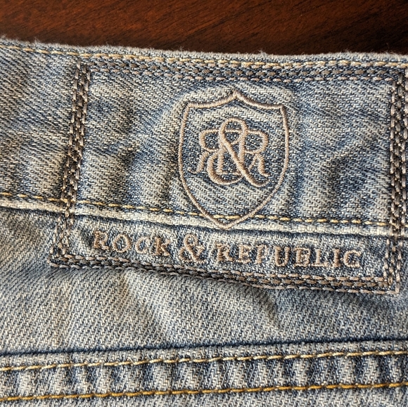 Rock & Republic 34x32 Blue Distressed Stone Cold Baggy Bootcut Denim - Picture 5 of 16